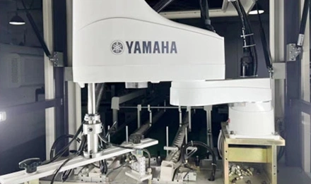 Japanese made Yamaha Robotic Arm Positioning